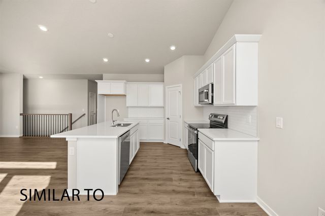 9407 Emilia Lane, West Des Moines, IA 50266