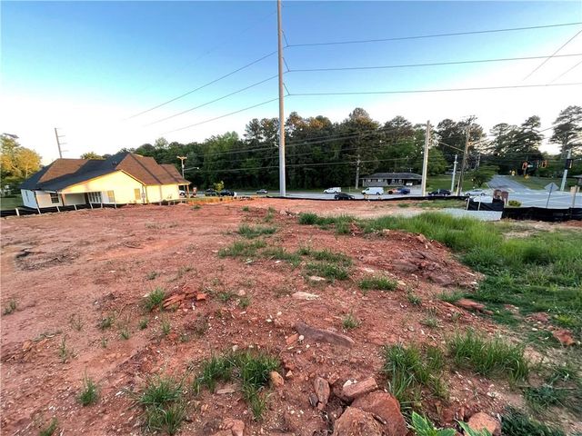 2312 Rockbridge Road, Stone Mountain, GA 30087