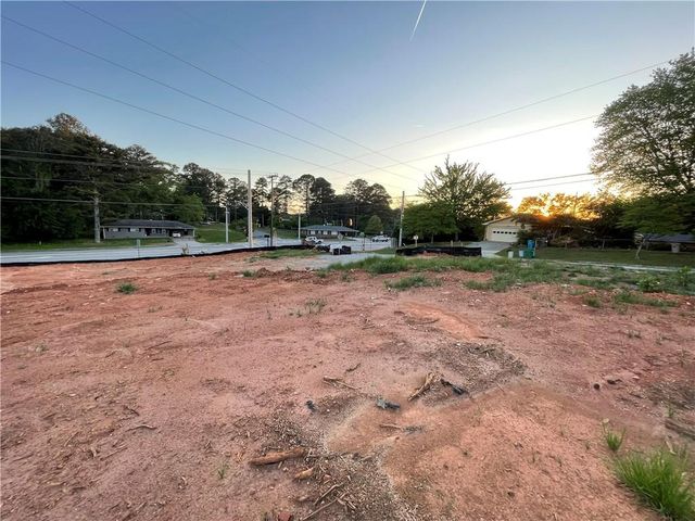 2312 Rockbridge Road, Stone Mountain, GA 30087