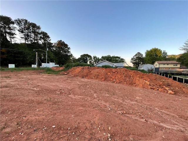 2312 Rockbridge Road, Stone Mountain, GA 30087