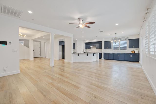 801 Howard Street, Kingsburg, CA 93631