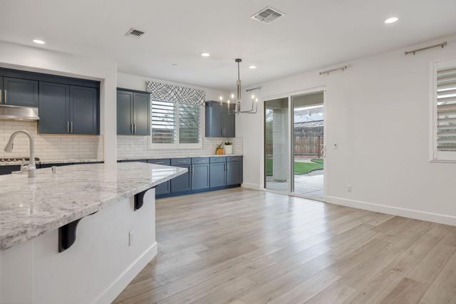 801 Howard Street, Kingsburg, CA 93631