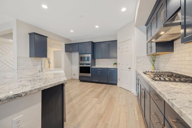 801 Howard Street, Kingsburg, CA 93631