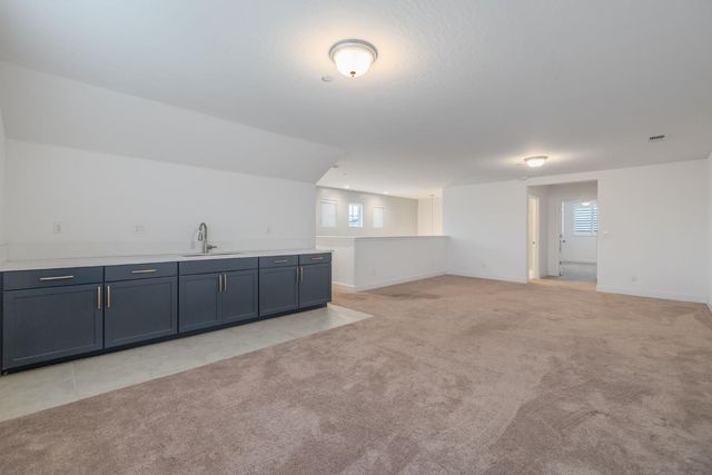 801 Howard Street, Kingsburg, CA 93631