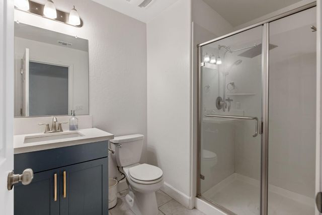 801 Howard Street, Kingsburg, CA 93631