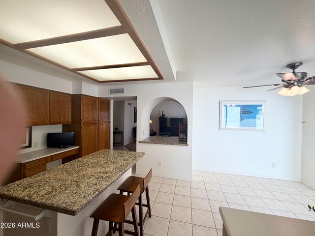 9404 W MORROW Drive, Peoria, AZ 85382