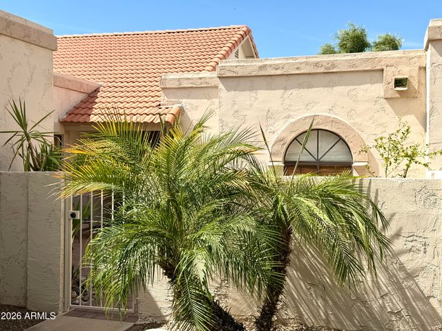 9404 W MORROW Drive, Peoria, AZ 85382