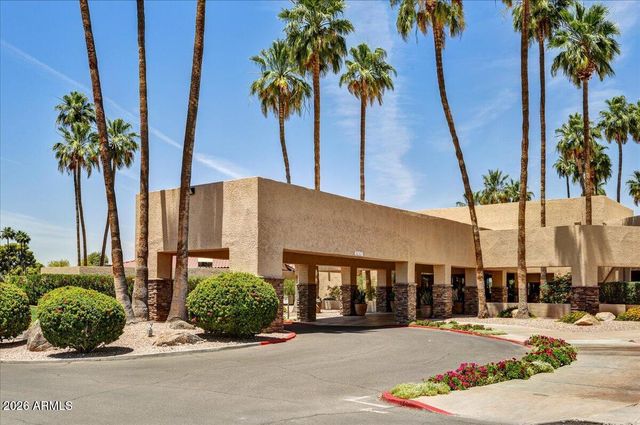 9404 W MORROW Drive, Peoria, AZ 85382