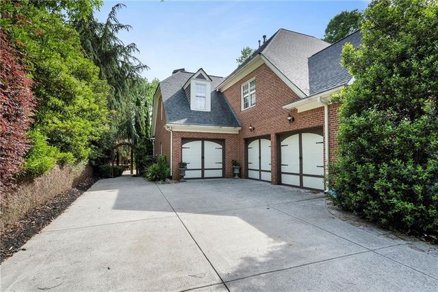 510 Grove Park Place, Roswell, GA 30075