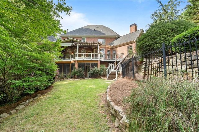 510 Grove Park Place, Roswell, GA 30075