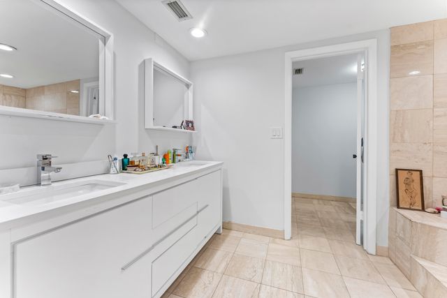 2155 S OCEAN Boulevard 11, Delray Beach, FL 33483