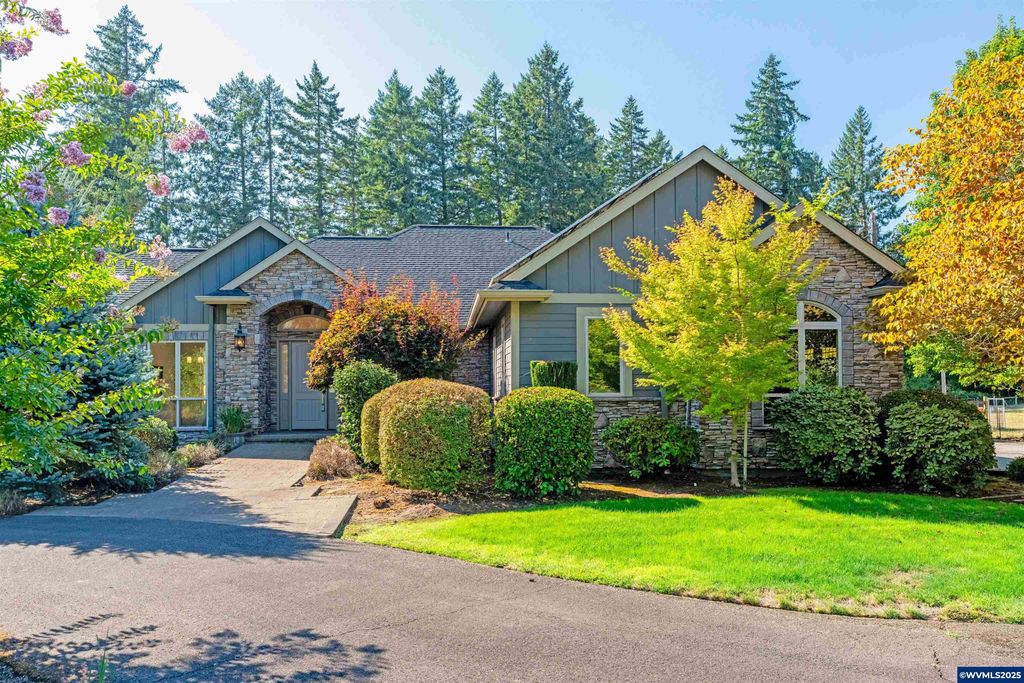 9145 Wallace Rd NW, Salem, OR 97304