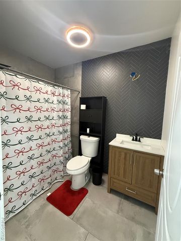 13601 Ohio Street, Detroit, MI 48238