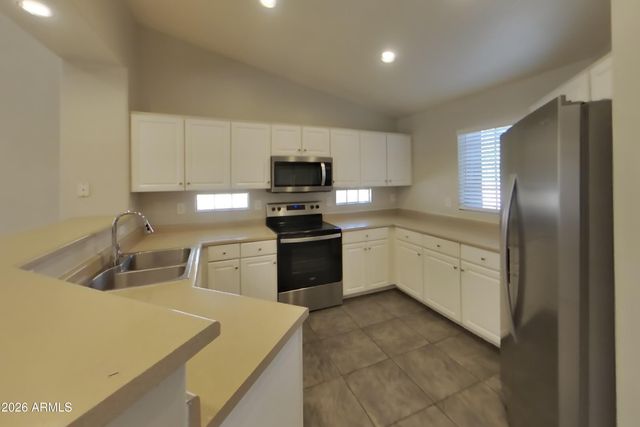 9555 W MIAMI Street, Tolleson, AZ 85353