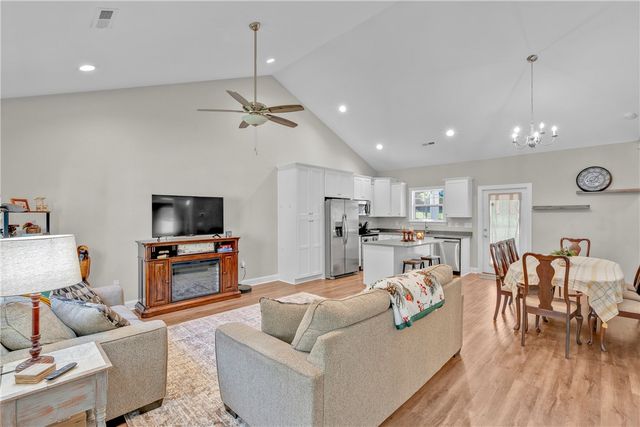 135 Stevenson Drive, Belton, SC 29627