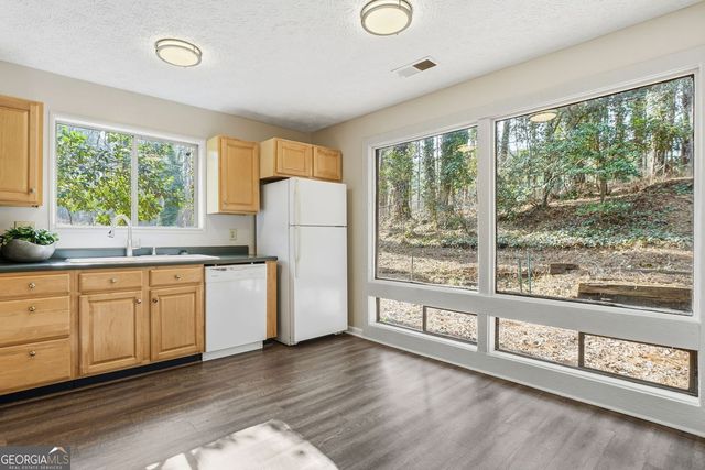 4621 Kings Crossing Drive NE, Kennesaw, GA 30144