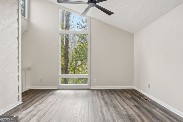 4621 Kings Crossing Drive NE, Kennesaw, GA 30144