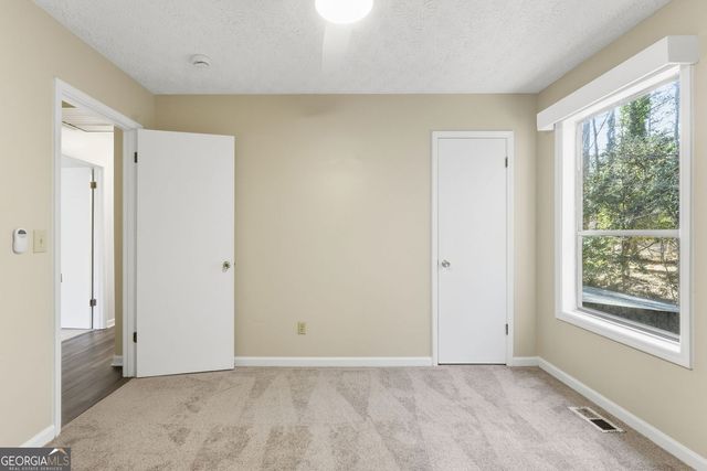 4621 Kings Crossing Drive NE, Kennesaw, GA 30144