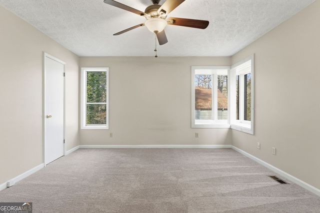 4621 Kings Crossing Drive NE, Kennesaw, GA 30144