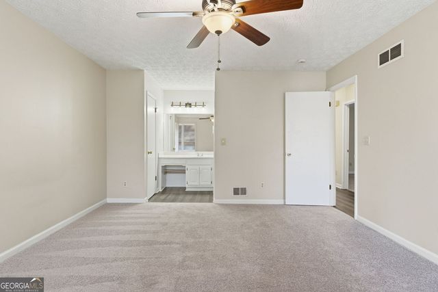 4621 Kings Crossing Drive NE, Kennesaw, GA 30144