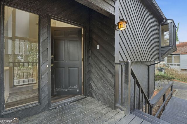 4621 Kings Crossing Drive NE, Kennesaw, GA 30144