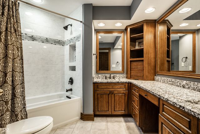5212 Carrington Circle, Carmel, IN 46033