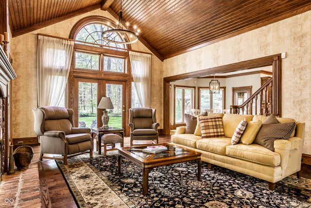 5212 Carrington Circle, Carmel, IN 46033