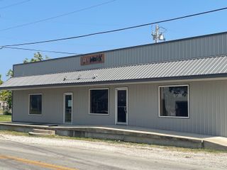 108 South School Street, Goodman, MO 64843
