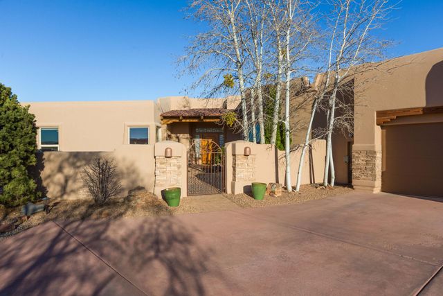 4 Meadows Place, Placitas, NM 87043