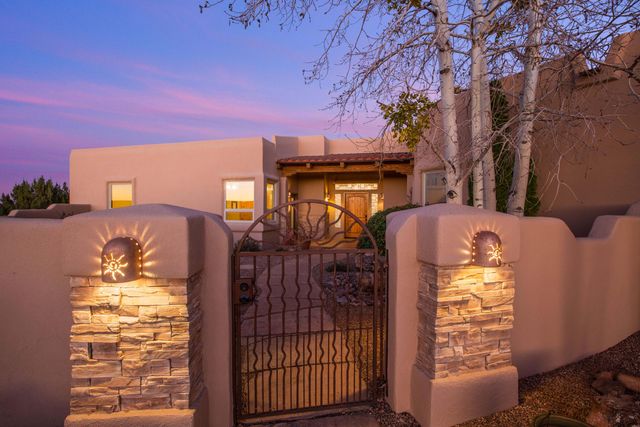 4 Meadows Place, Placitas, NM 87043