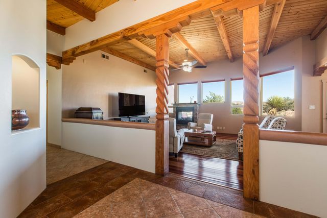 4 Meadows Place, Placitas, NM 87043