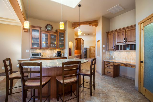 4 Meadows Place, Placitas, NM 87043