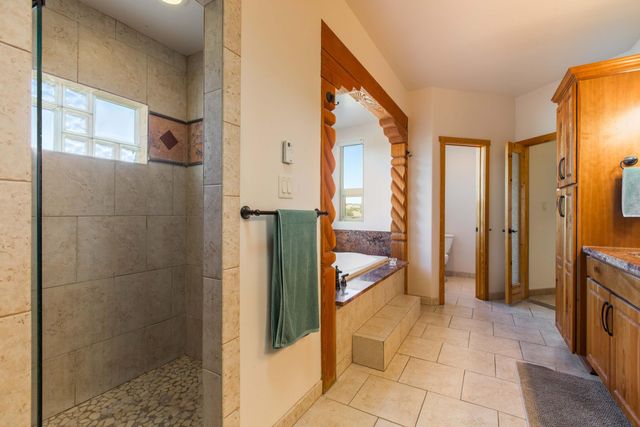 4 Meadows Place, Placitas, NM 87043