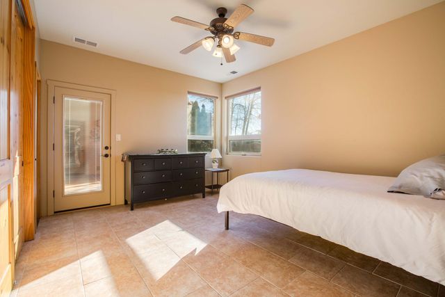 4 Meadows Place, Placitas, NM 87043