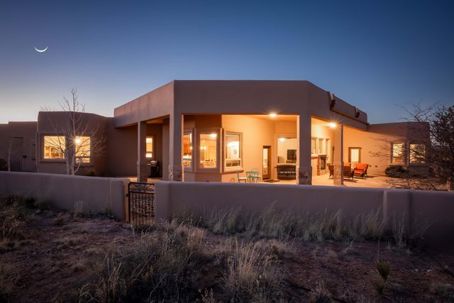 4 Meadows Place, Placitas, NM 87043