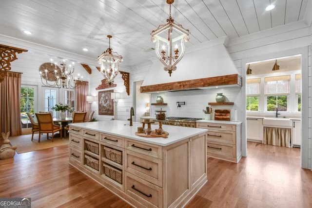 1023 Madison Hall Lane, Milton, GA 30004
