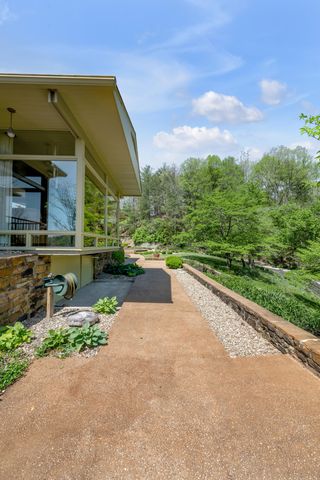 150 Pine Hill Drive, Morehead, KY 40351