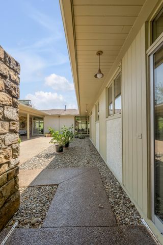 150 Pine Hill Drive, Morehead, KY 40351