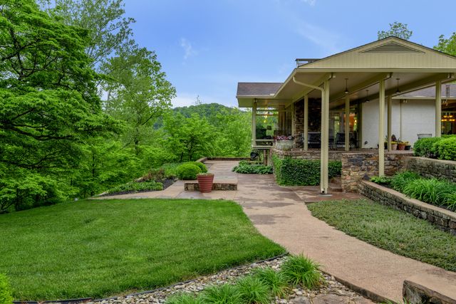 150 Pine Hill Drive, Morehead, KY 40351