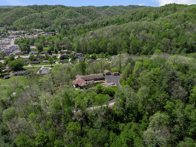 150 Pine Hill Drive, Morehead, KY 40351