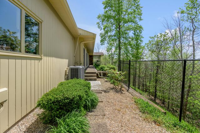 150 Pine Hill Drive, Morehead, KY 40351