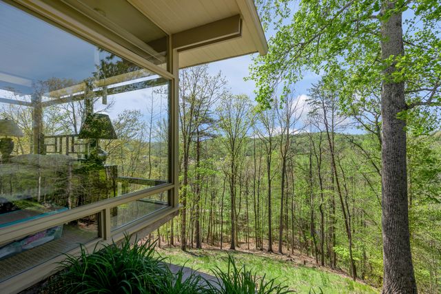 150 Pine Hill Drive, Morehead, KY 40351