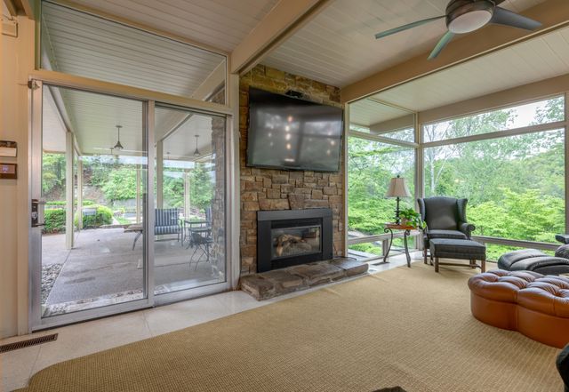 150 Pine Hill Drive, Morehead, KY 40351