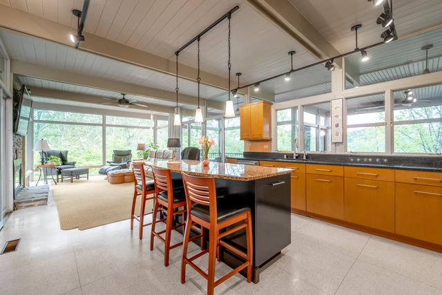 150 Pine Hill Drive, Morehead, KY 40351