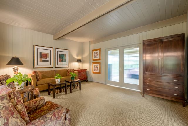 150 Pine Hill Drive, Morehead, KY 40351