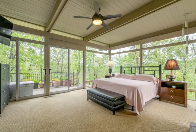 150 Pine Hill Drive, Morehead, KY 40351