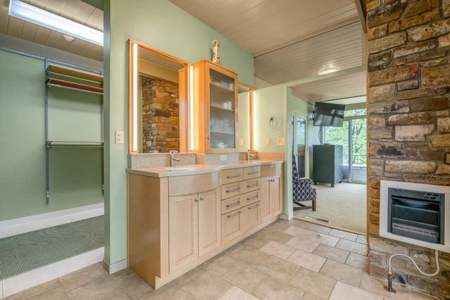 150 Pine Hill Drive, Morehead, KY 40351