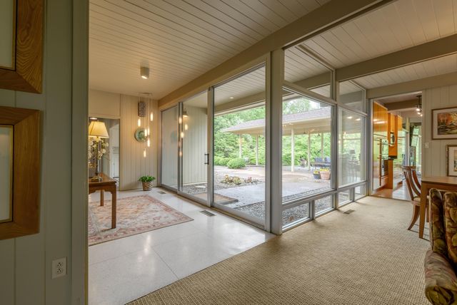 150 Pine Hill Drive, Morehead, KY 40351