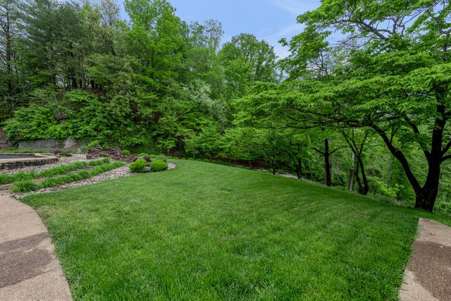 150 Pine Hill Drive, Morehead, KY 40351