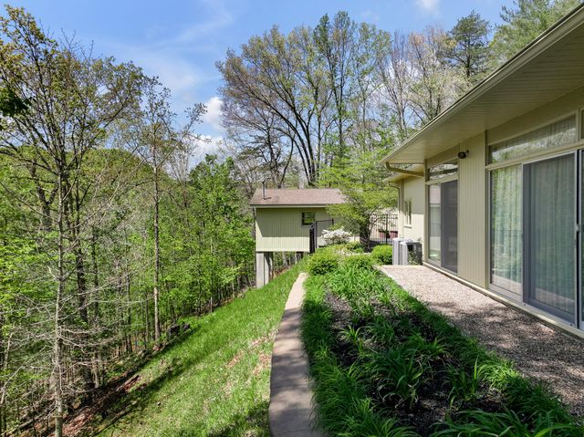 150 Pine Hill Drive, Morehead, KY 40351